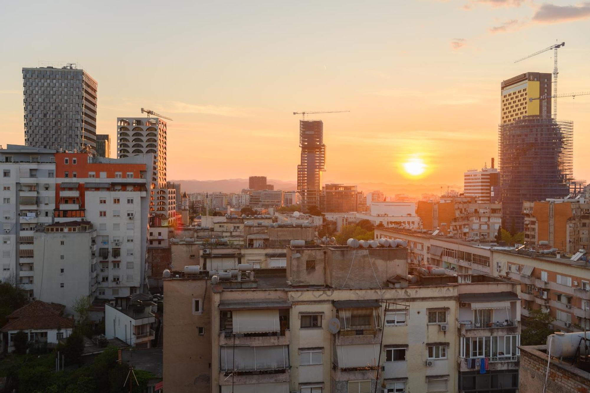 Terrace Tirana Cityscape 2 Eksteriør billede