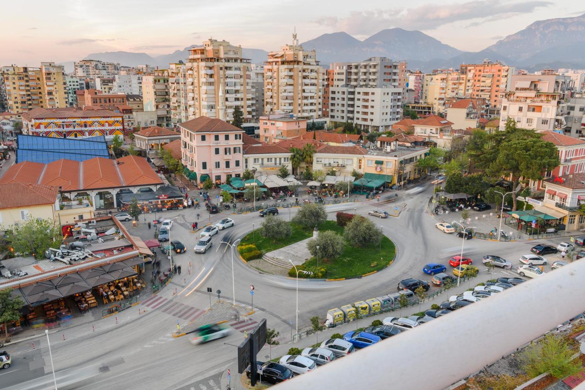 Terrace Tirana Cityscape 2 Eksteriør billede